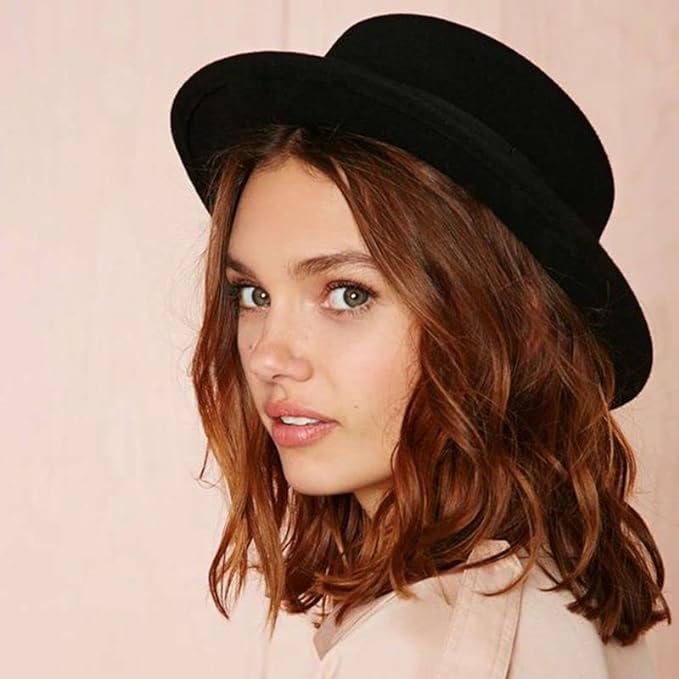 Fashion Forecast: How to Stay on Trend with a Porkpie Hat in Winter 2023插图