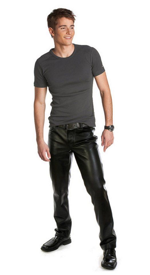 Embracing Uniqueness: The Power of Men’s Leather Pants插图