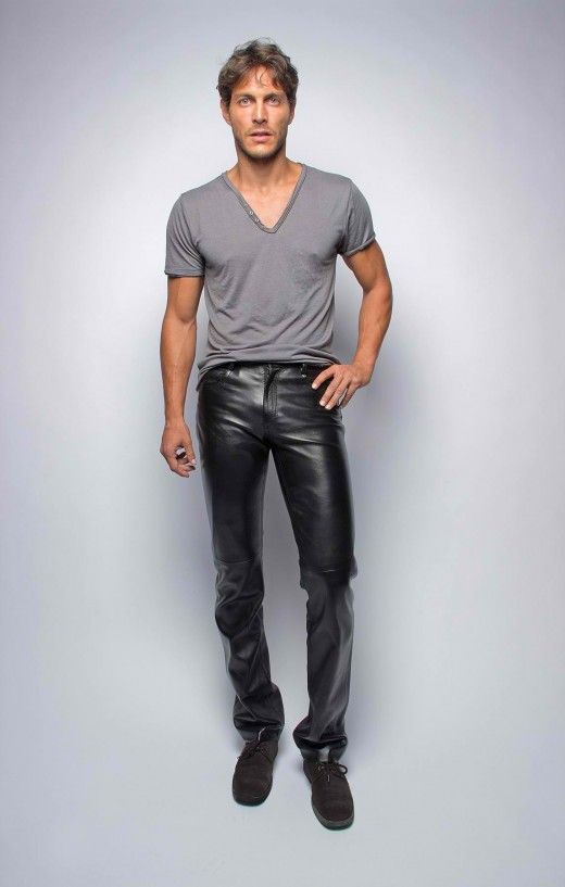 Men’s Leather Pants: The Comfortable and Flexible Fit Experience插图