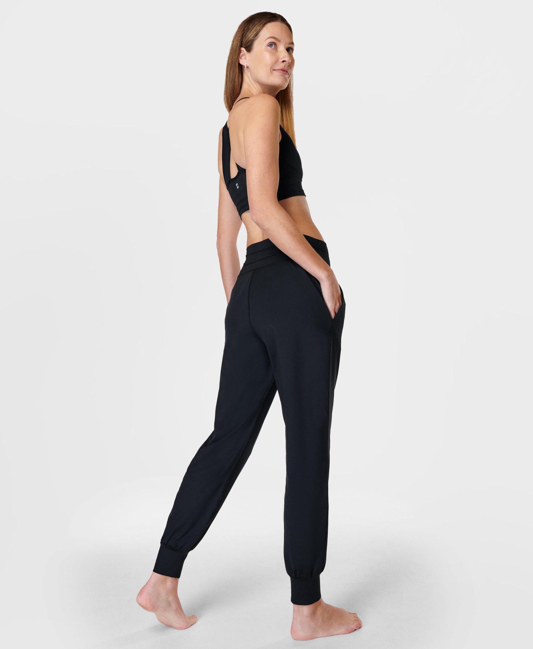 Exercise pants for women: Embracing Comfort and Style插图4