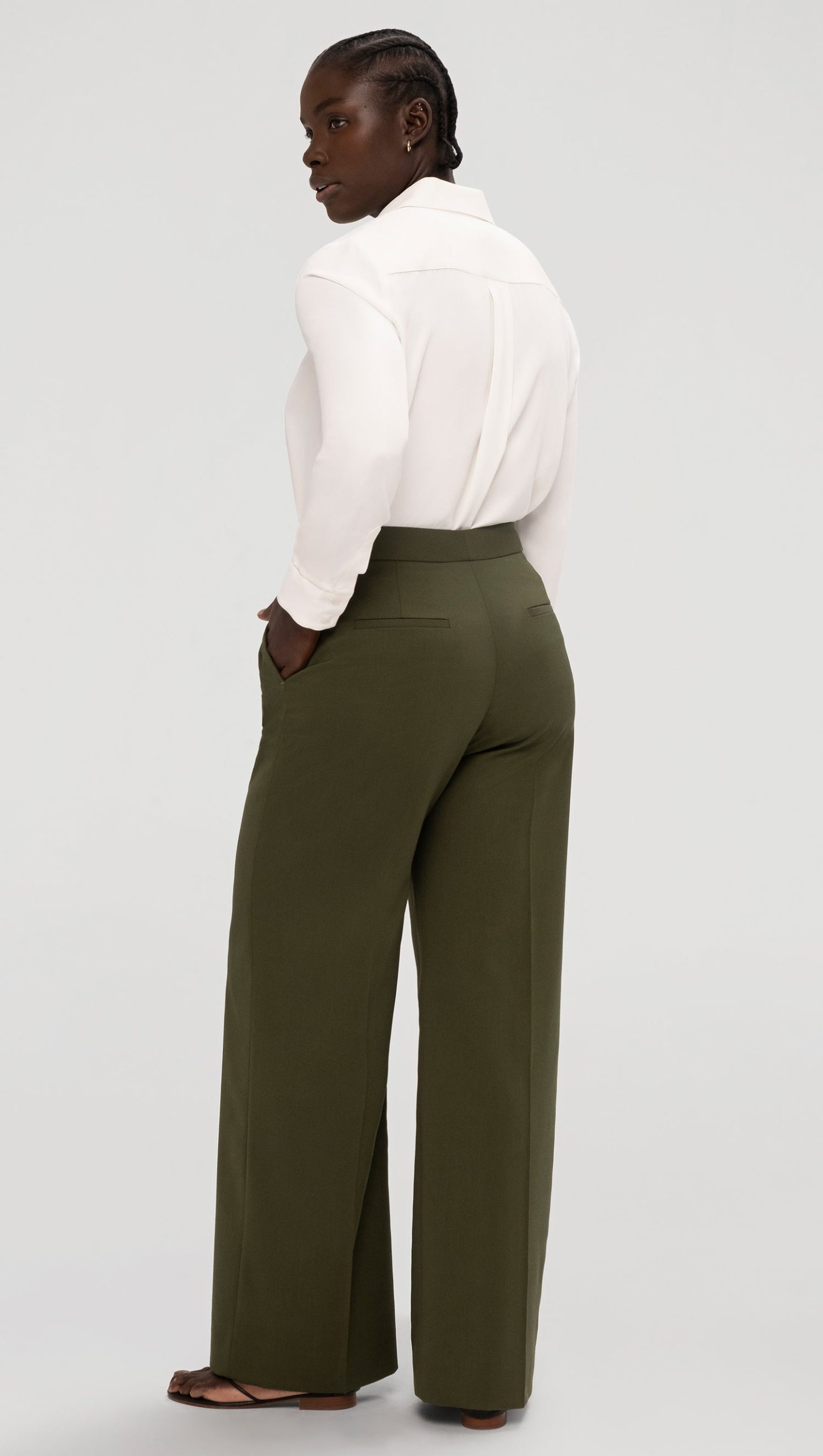 Olive pants women – A Timeless Wardrobe Essential缩略图