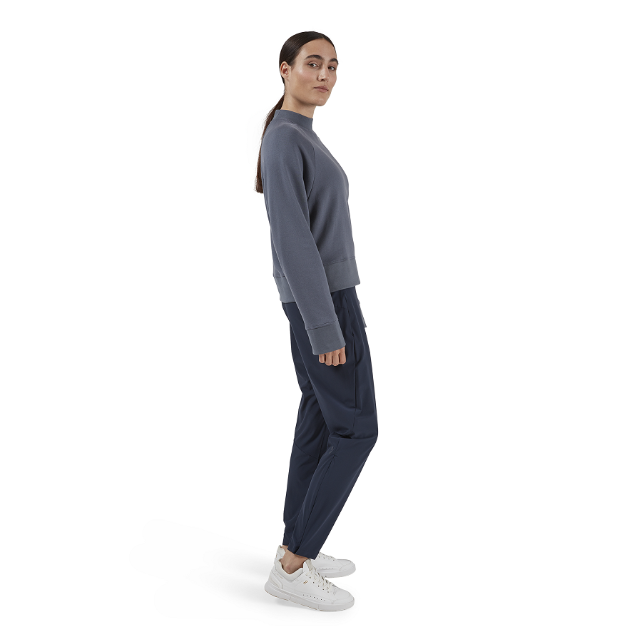 Lightweight women's pants