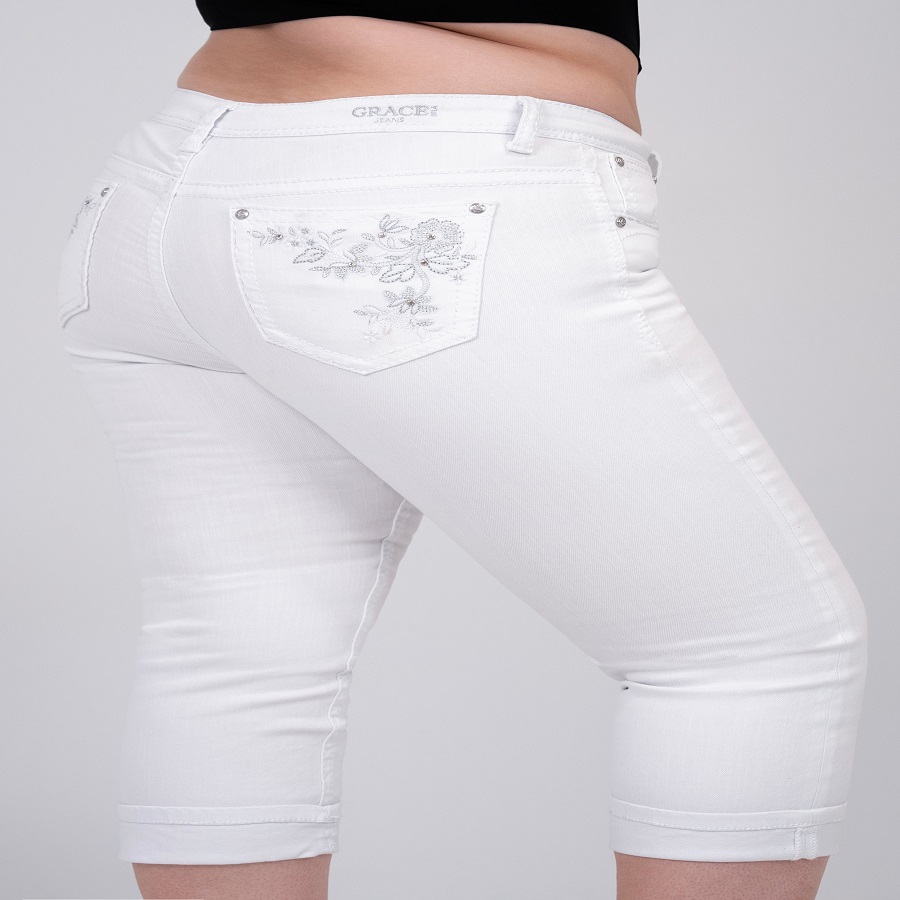 Plus size capris for women