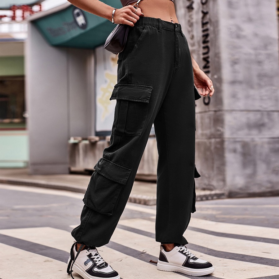 Black cargo pants outfit women's