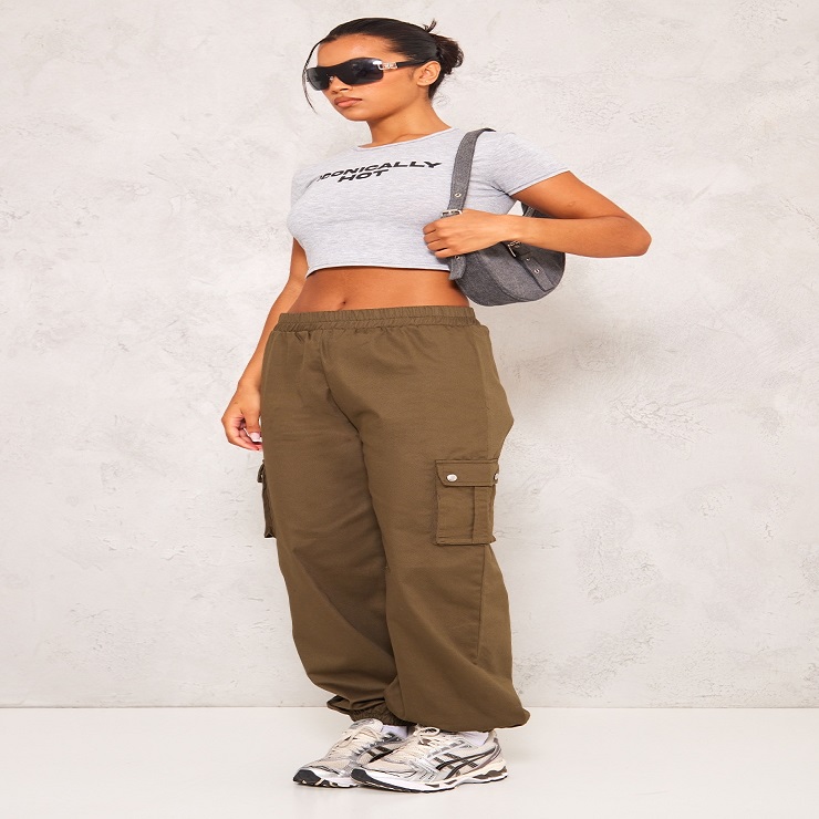 cropped cargo pants